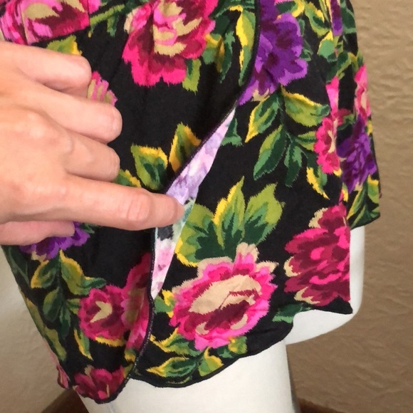 Urban Outfitters Kimchi Blue Purple Pink Floral Cover Up Strapless Romper - Picture 5 of 7